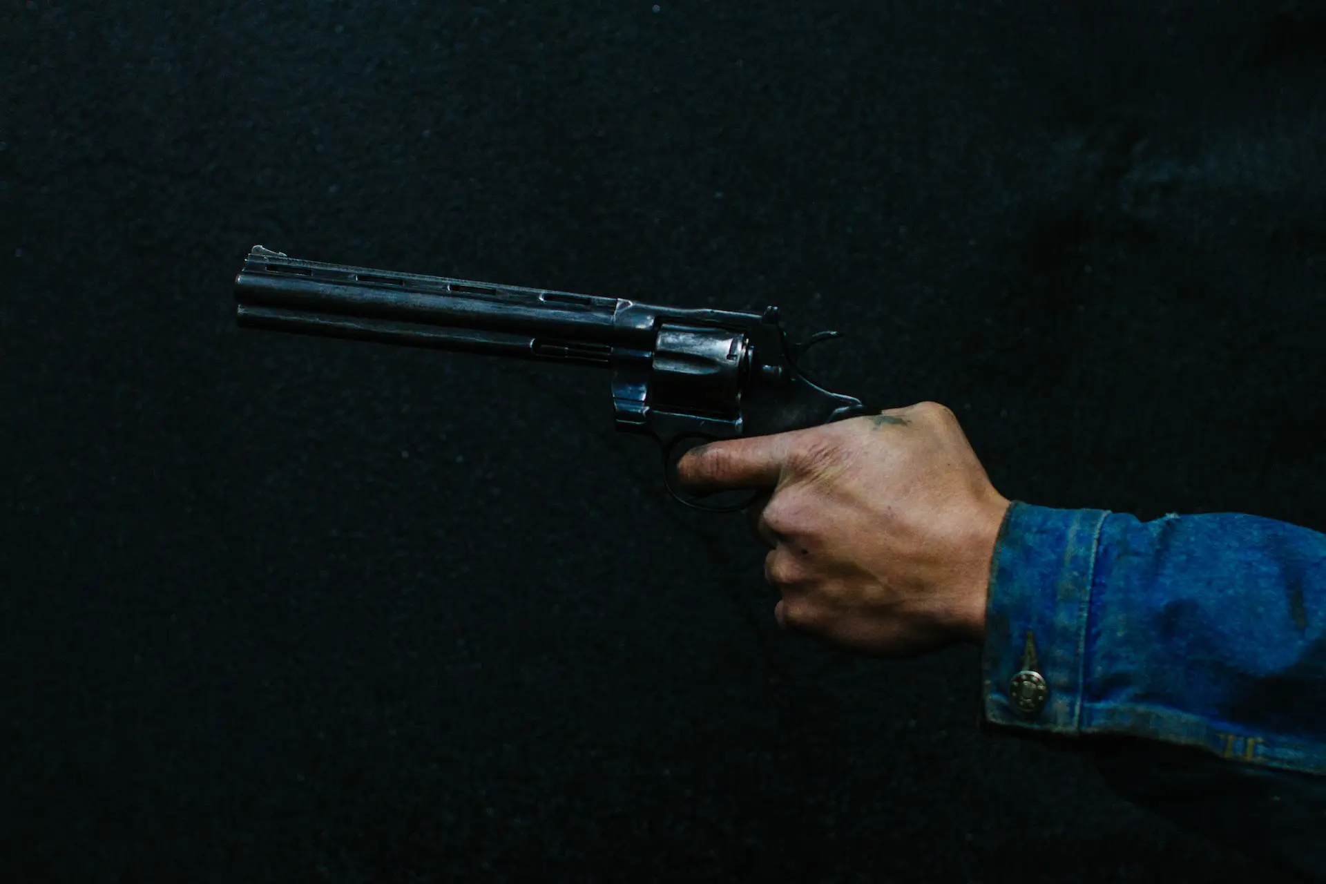 is Arizona a stand your ground state - person pointing gun