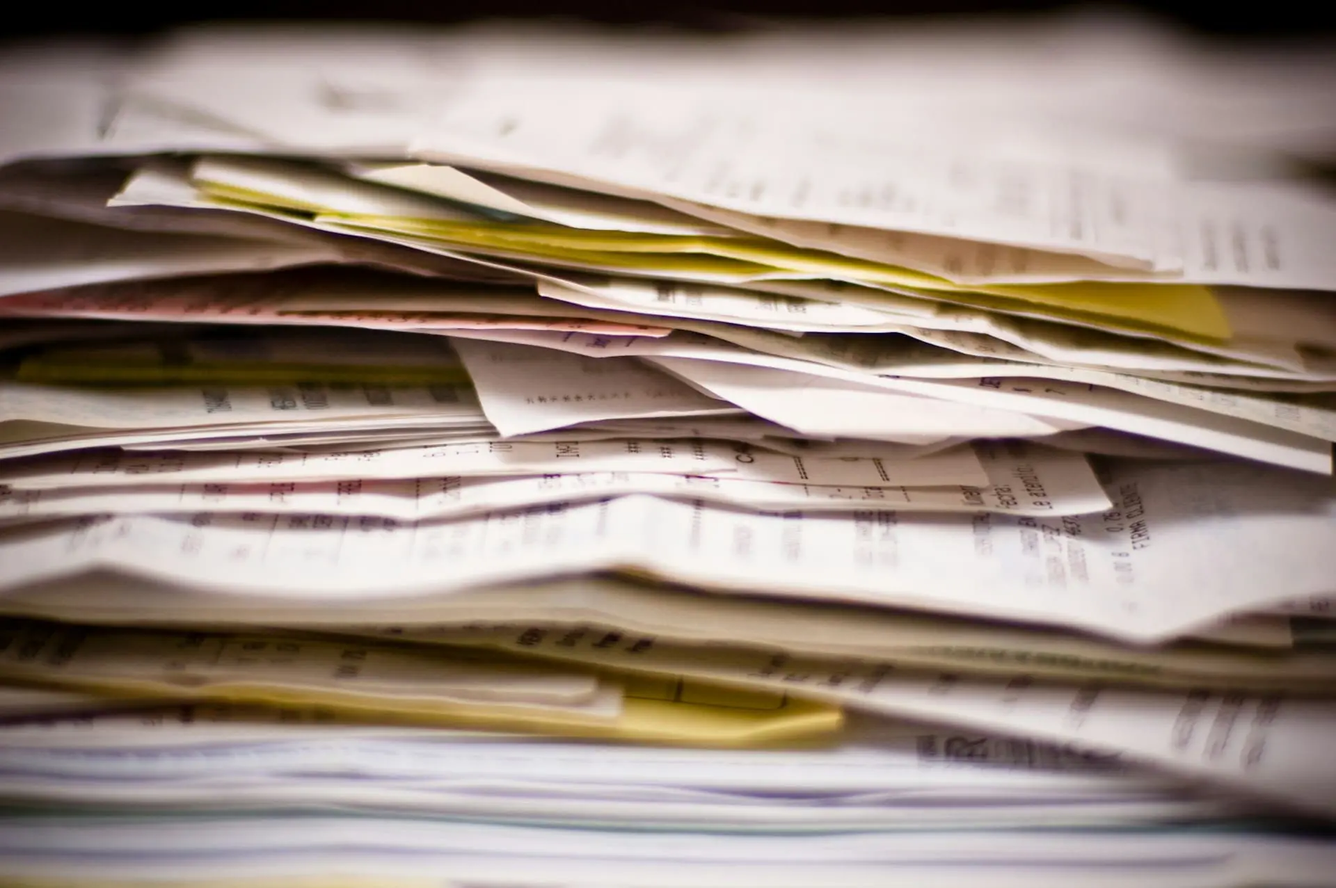 How much you can ask for in a personal injury suit depends on the type of damages and who was at fault. And in Arizona, there’s no set limit.