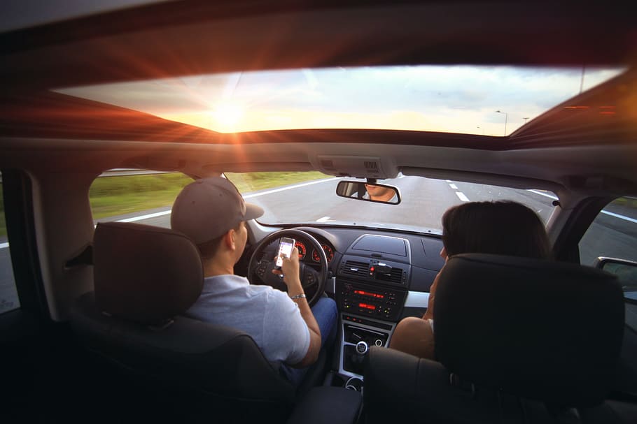 Distracted-driving-on-the-road