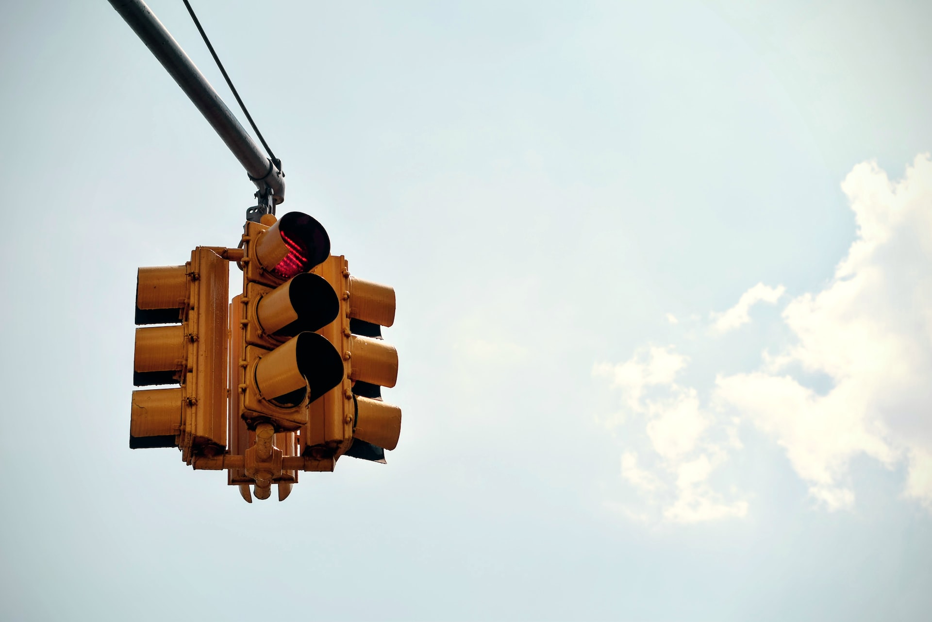 most common traffic violations - red traffic light